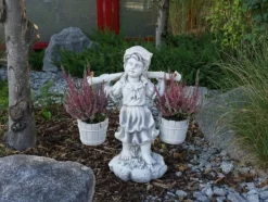 Gartendekoparadies Enfants & Anges-Personnage de fille avec panier suspendu