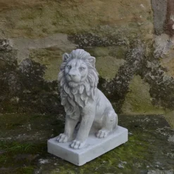 Gartendekoparadies Animaux-Petit lion tourné vers la gauche