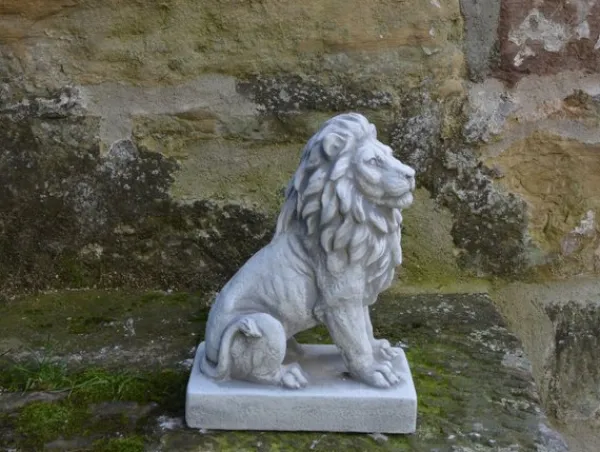Gartendekoparadies Animaux-Petit lion tourné vers la droite