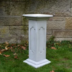 Gartendekoparadies Colonnes & Socles-Piédestal avec reliefs