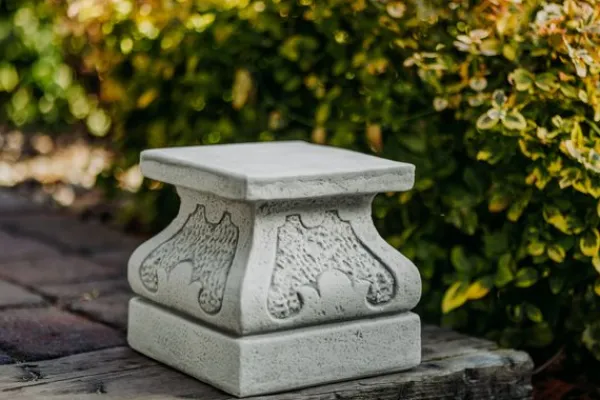 Gartendekoparadies Colonnes & Socles-Piédestal avec un format spécial
