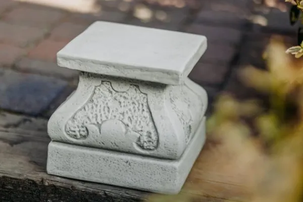 Gartendekoparadies Colonnes & Socles-Piédestal avec un format spécial