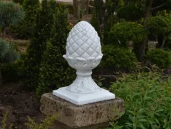 Gartendekoparadies Belle-Pommes de pin : élément décoratif de grande qualité