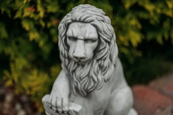 Gartendekoparadies Animaux-Prix ????spécial: Paire de Lions avec Bouclier
