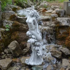 Gartendekoparadies Figures & Statues-Sirène sur une vague follement écumante