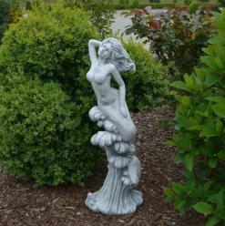 Gartendekoparadies Figures & Statues-Sirène sur une vague follement écumante