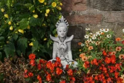 Gartendekoparadies Bouddhas-Statue de la déesse hindoue Sarasvati