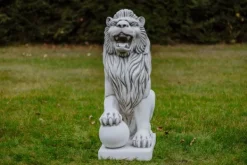 Gartendekoparadies Animaux-Statue de lion avec boule à droite
