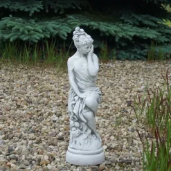 Gartendekoparadies Figures & Statues-Statue d'une femme avec une robe richement drapée