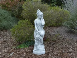 Gartendekoparadies Figures & Statues-Statue d'une femme avec une robe richement drapée