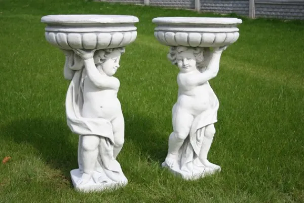 Gartendekoparadies Jardinières-Statue garçon avec bol de plantes à droite