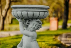 Gartendekoparadies Jardinières-Statue garçon avec bol de plantes à droite