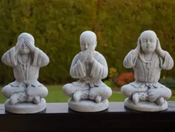 Gartendekoparadies Bouddhas-Trois bouddhas incarnent les enseignements bouddhistes