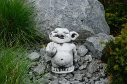 Gartendekoparadies Trolls-Troll montre le majeur