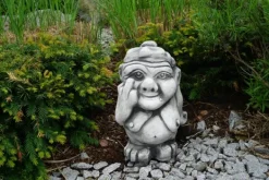Gartendekoparadies Trolls-Troll XXL : Mamie montre le majeur