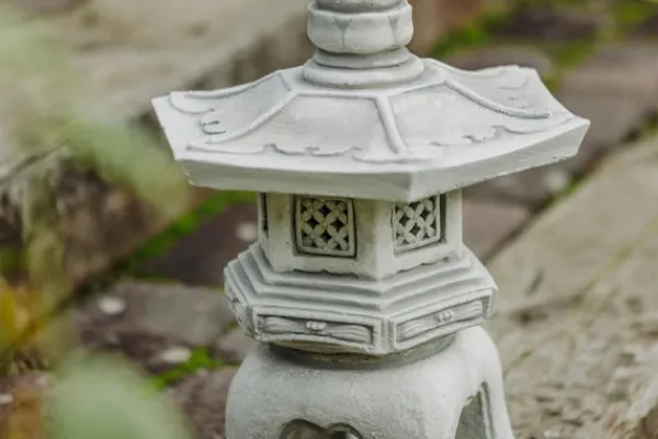 Gartendekoparadies Lanternes En Pierre-Un point culminant : la lanterne japonaise en pierre Oki-gata