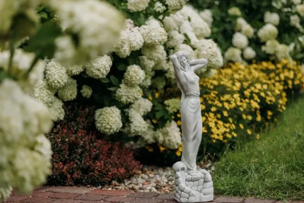 Gartendekoparadies Figures & Statues-Vénus élégante sur l'eau
